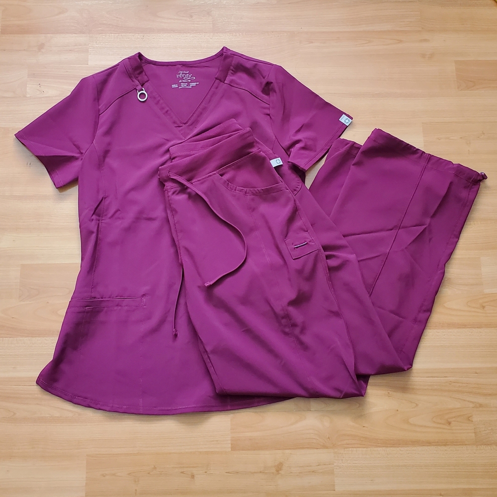 cherokee infinity wine Scrub Set